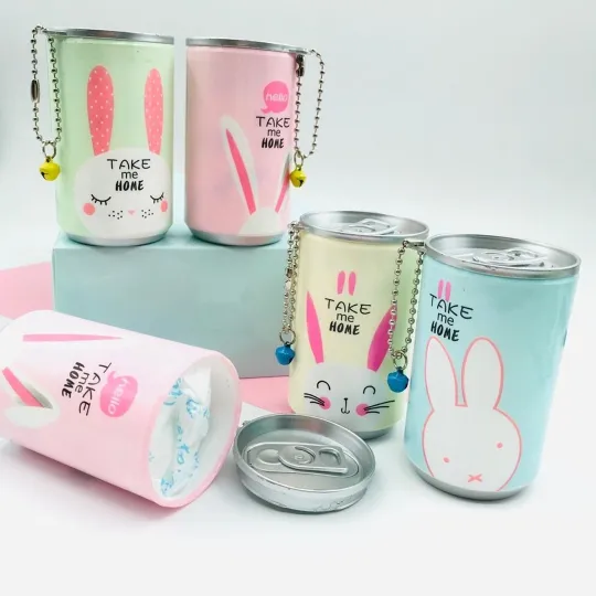 Cute Cartoon Decor Portable Wet Tissue Can (1 pc)